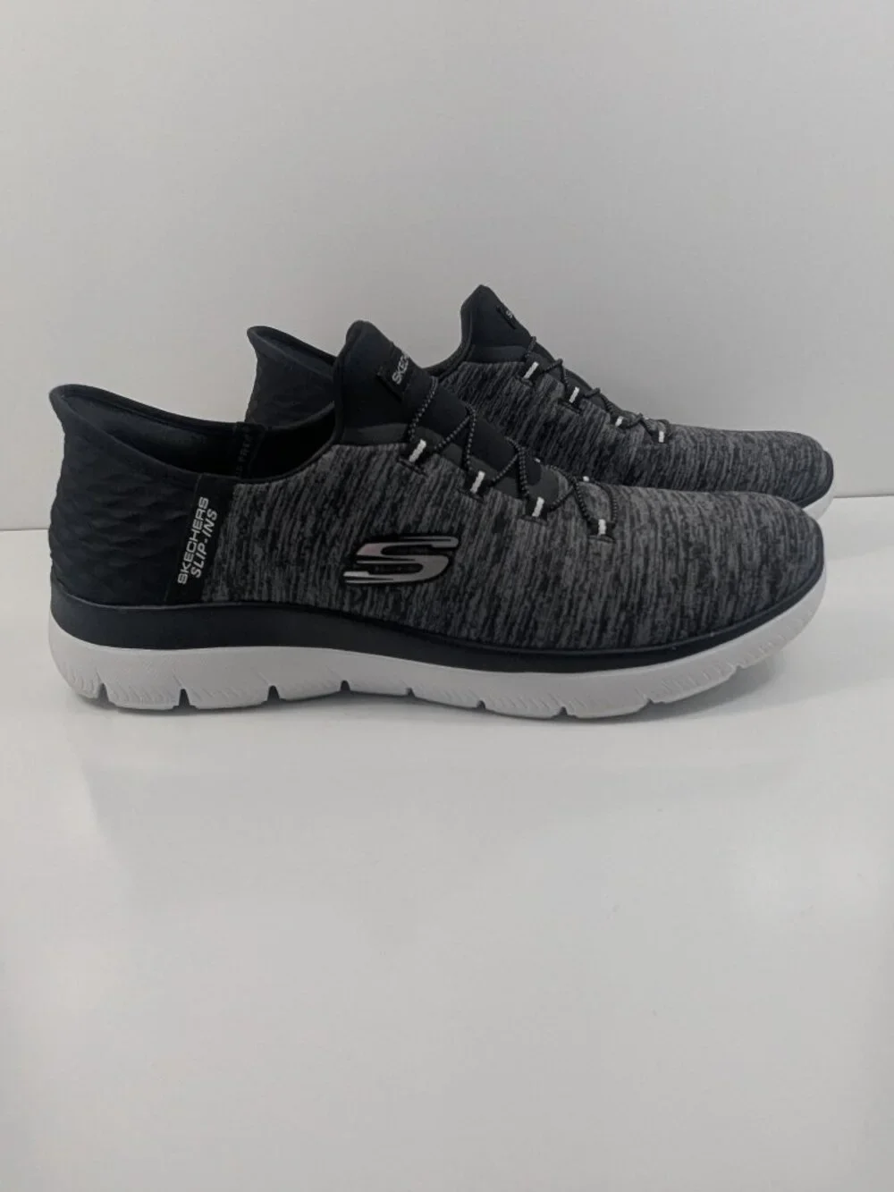 Skechers Hands Free Slip-ins Summits Diamond Dream Black Grey size 12